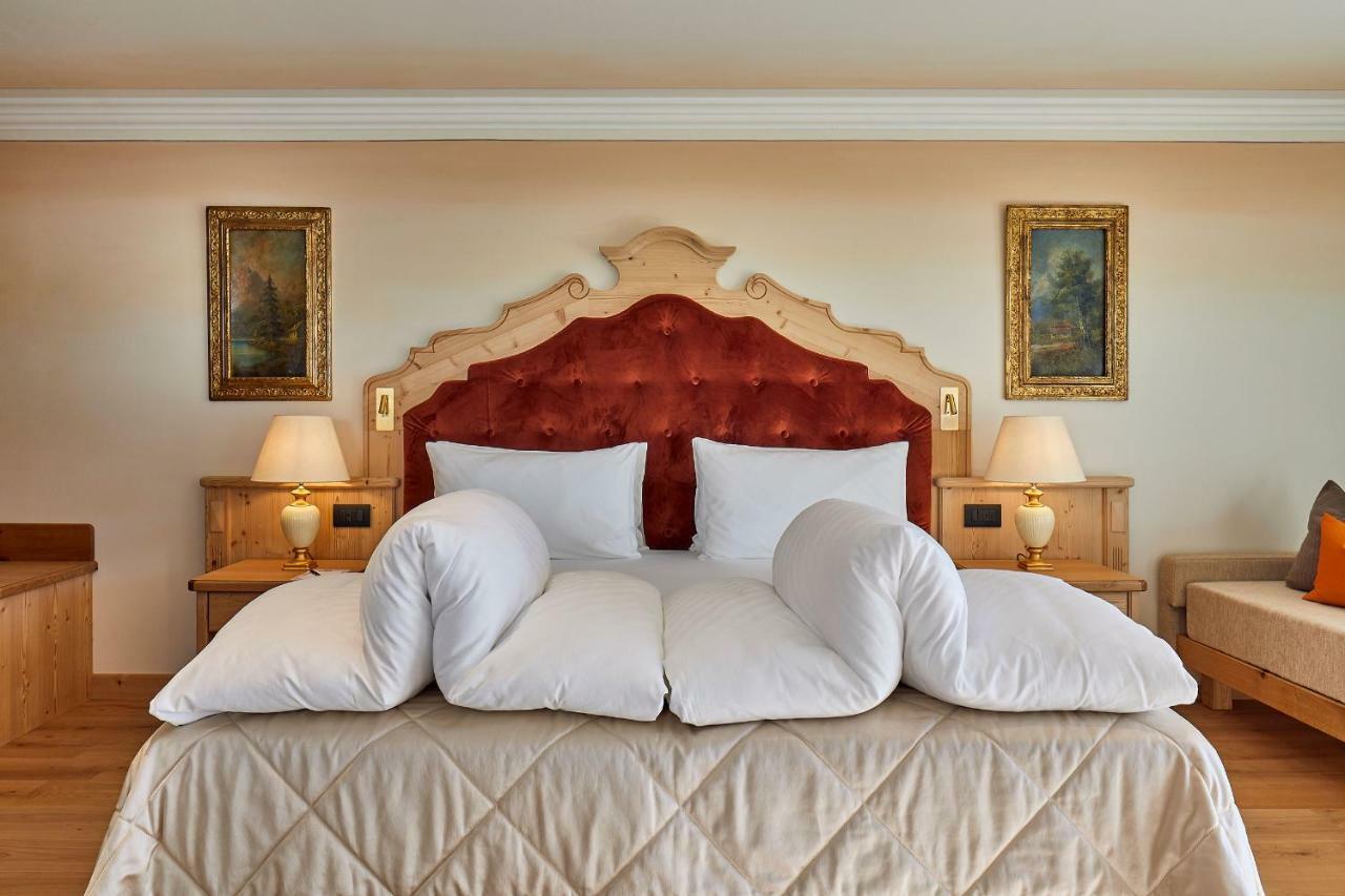Hotel Sassongher Корвара-ин-Бадия Экстерьер фото
