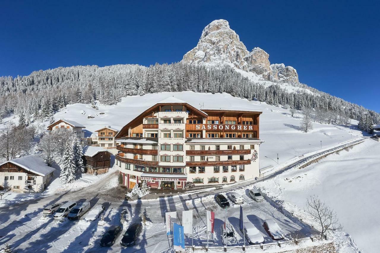 Hotel Sassongher Корвара-ин-Бадия Экстерьер фото
